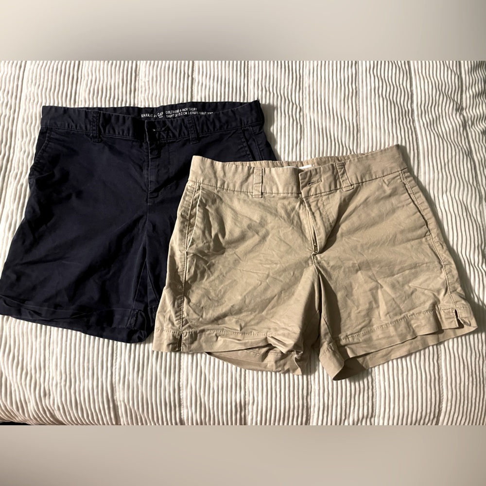 Lot 2 Junior khaki shorts